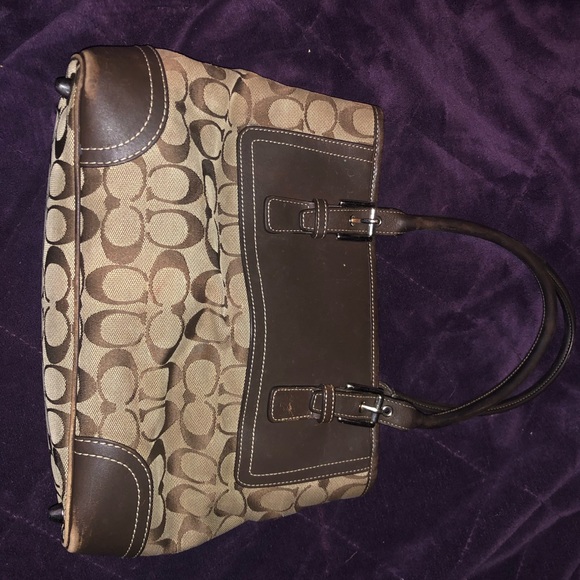 🇺🇸2/$40 Authentic Coach shoulder purse - Picture 2 of 8